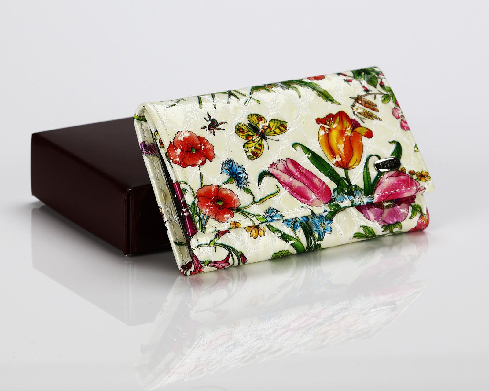 #505 Floral White, Leather Key Pouch With Snap And Zipper Compartment